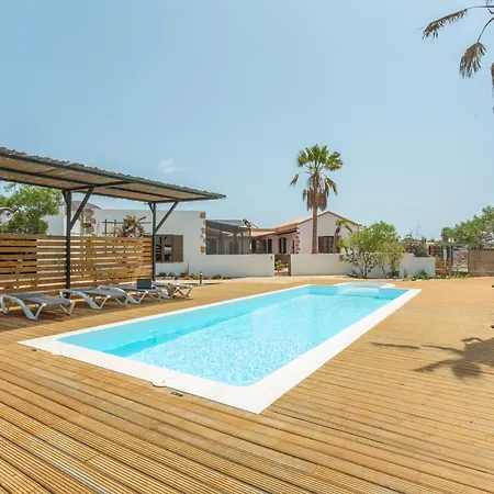 Casita Dragon Y Suerte Pool * Lajares